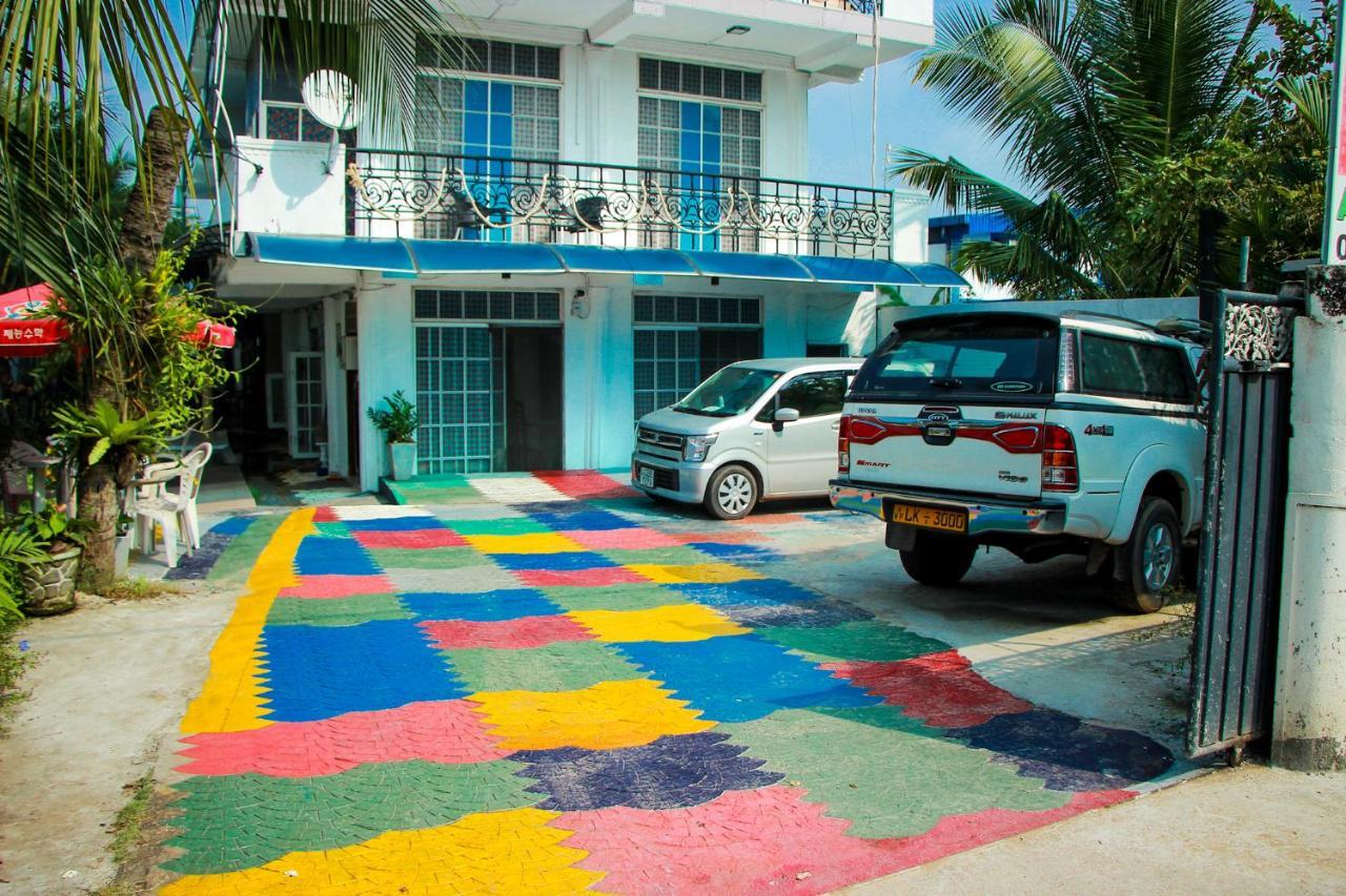 White House Apartamento Wattala Exterior foto